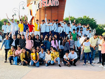 S.D. PUBLIC SCHOOL